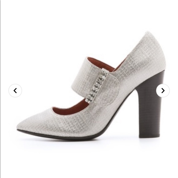 Beautiful See By Chloe silver Mary Jane pumps - Picture 3 of 16